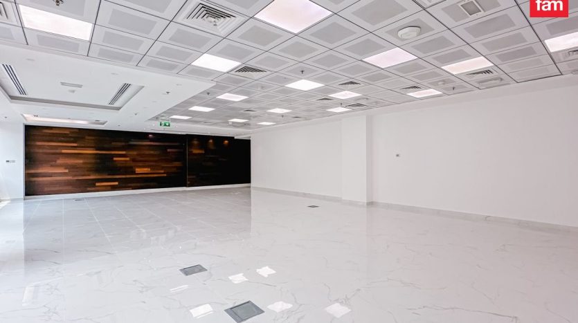 Office on Business Bay, Dubai, 181.7 m2 / per year