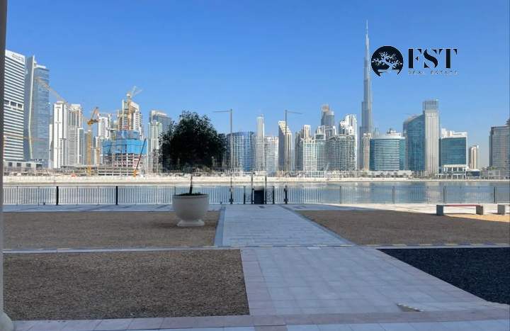 Office on Business Bay, Dubai, 87.4 m2 / per year
