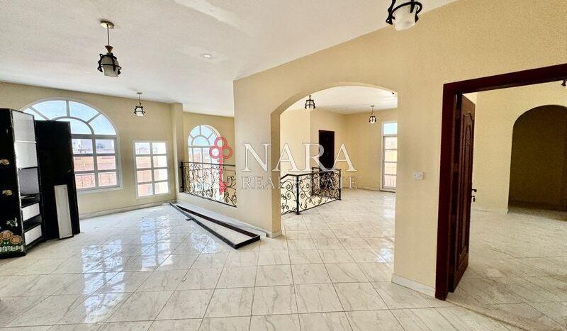 Villa on Khalifa City, Abu-Dhabi, 8 bedrooms, 585.3 m2 / per year