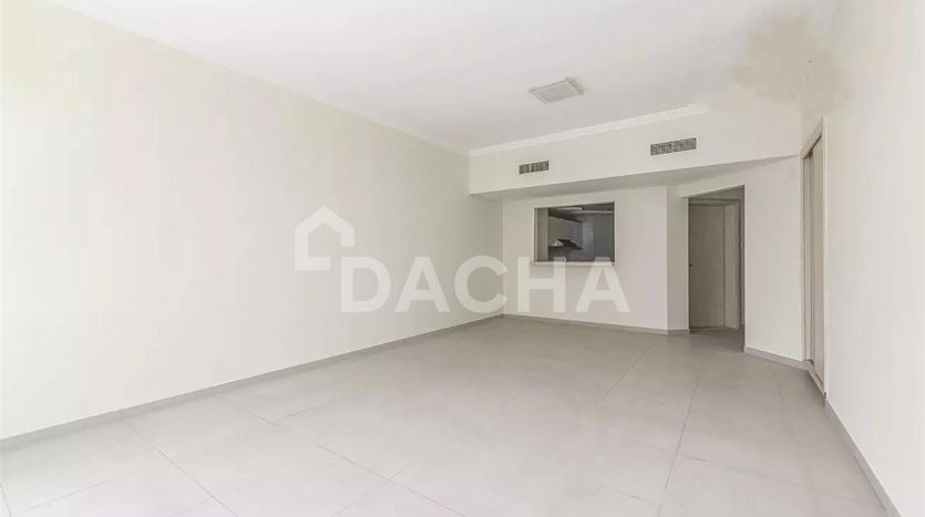 Квартира в Джумейра Бич Резиденс, Дубай, 2 спальни, 149.6 м2 / в год