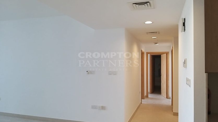 Apartment on Al Raha Beach, Abu-Dhabi, 2 bedrooms, 132.7 m2 / per year