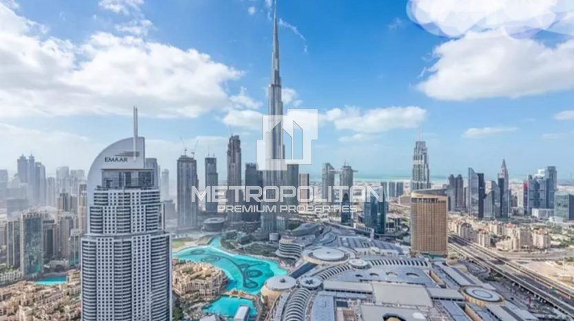 Apartment on Downtown Burj Dubai, 3 bedrooms, 185 m2 / per year