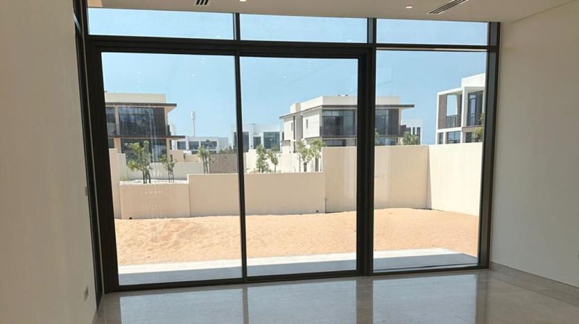 Commercial property Abu-Dhabi, 5 bedrooms, 478 m2  | Foto 2