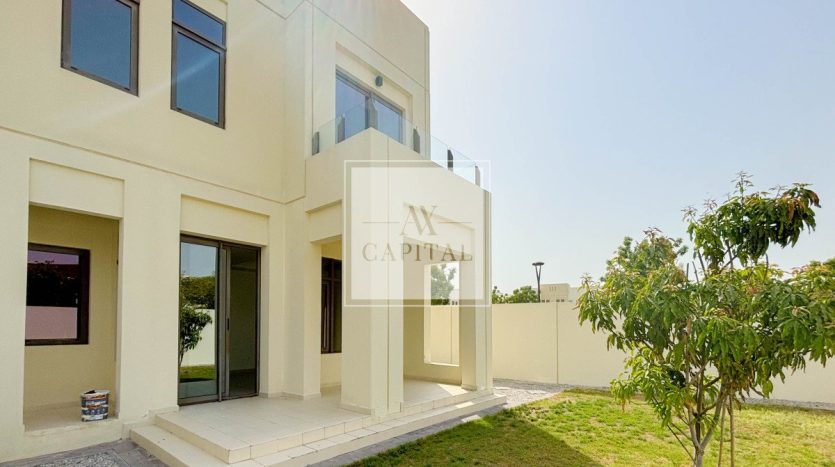 Townhouse on Rome, Dubai, 3 bedrooms, 331.4 m2 / per year