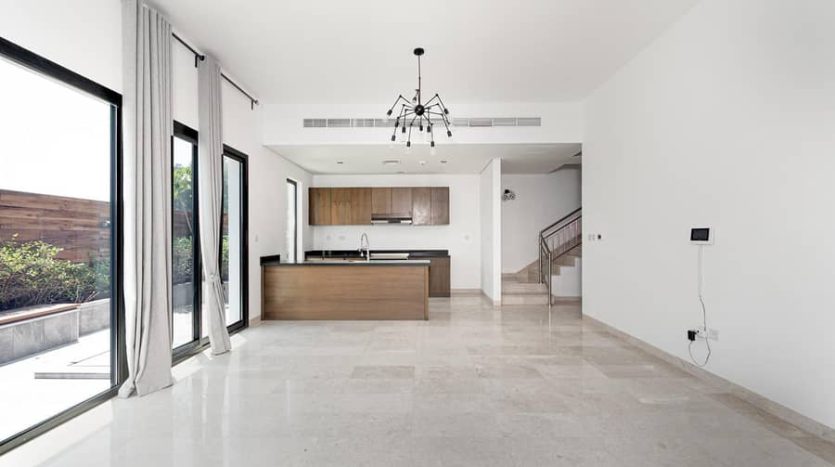Townhouse on Al Sufouh, Dubai, 4 bedrooms, 179 m2 / per year