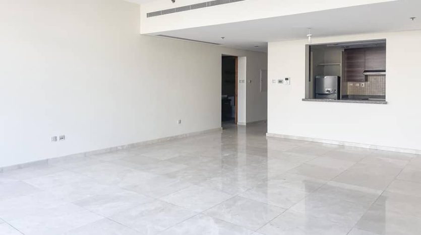 Apartment on Business Bay, Dubai, 1 bedroom, 110 m2 / per year