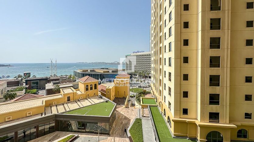 Apartment on Jumeirah Beach Residence, Dubai, 3 bedrooms, 181 m2  | Foto 1