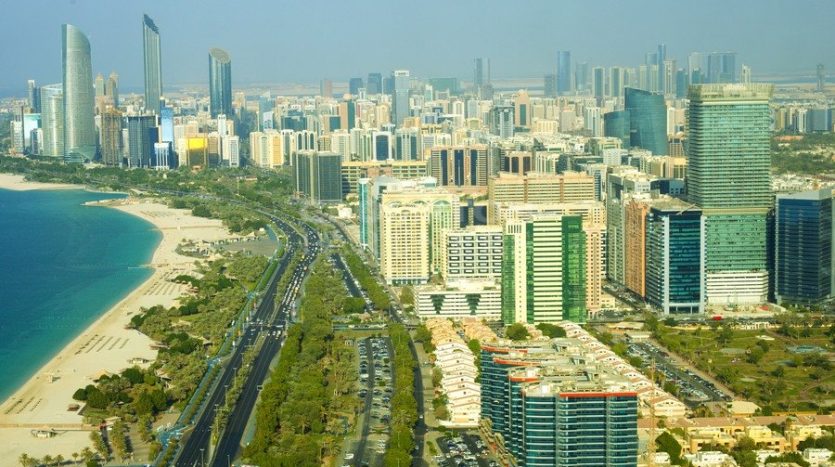 Квартира в Corniche Road, Абу-Даби, 2 спальни, 168 м2 / в год