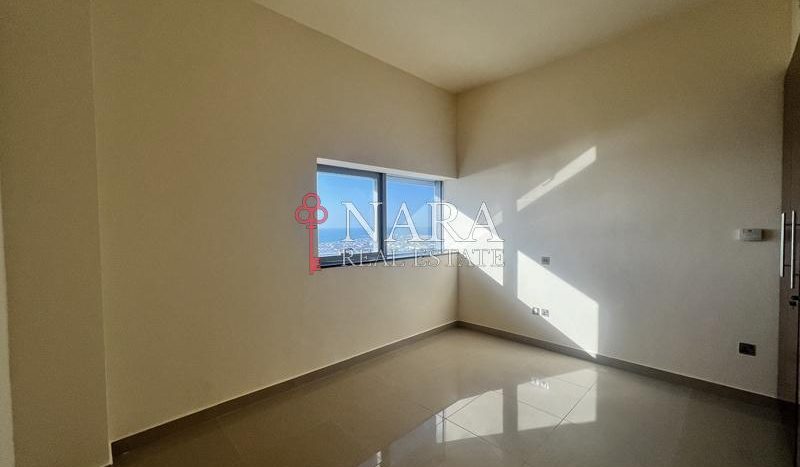 Apartment on Al Mina, Abu-Dhabi, 4 bedrooms, 288 m2 / per year