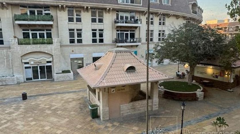 Apartment on Mirdif, Dubai, 1 bedroom, 90.7 m2  | Foto 1