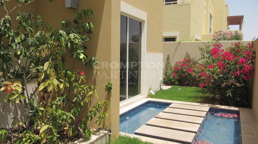 Villa on Al Raha Gardens, Abu-Dhabi, 4 bedrooms, 304 m2 / per year