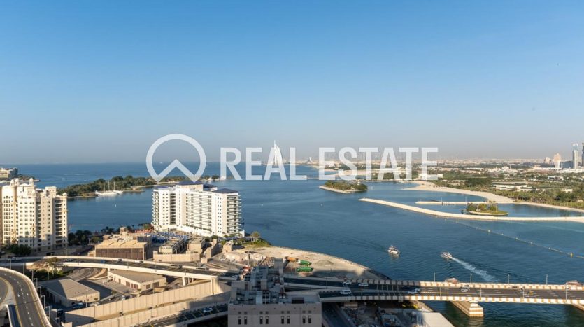 Apartment on Palm Jumeirah, Dubai, 4 bedrooms, 609 m2 / per year
