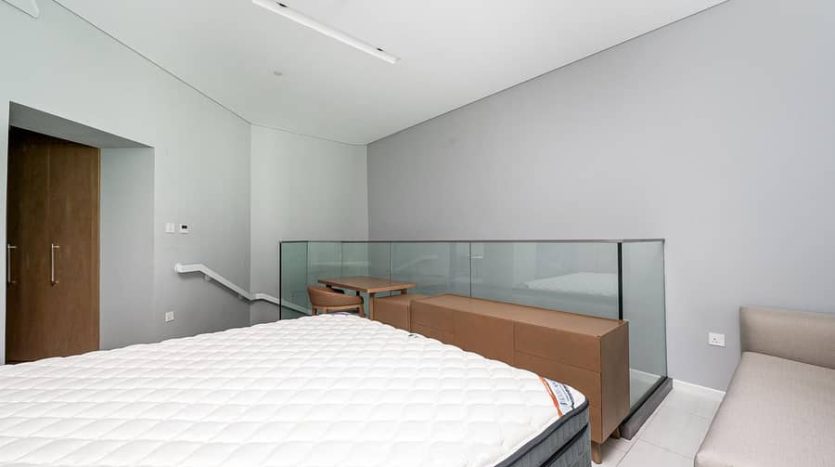 Apartment on Business Bay, Dubai, 1 bedroom, 104 m2 / per year