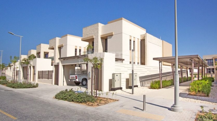 Villa on Saadiyat Island, Abu Dhabi, 5 bedrooms, 6253 sq. ft. | Foto 4