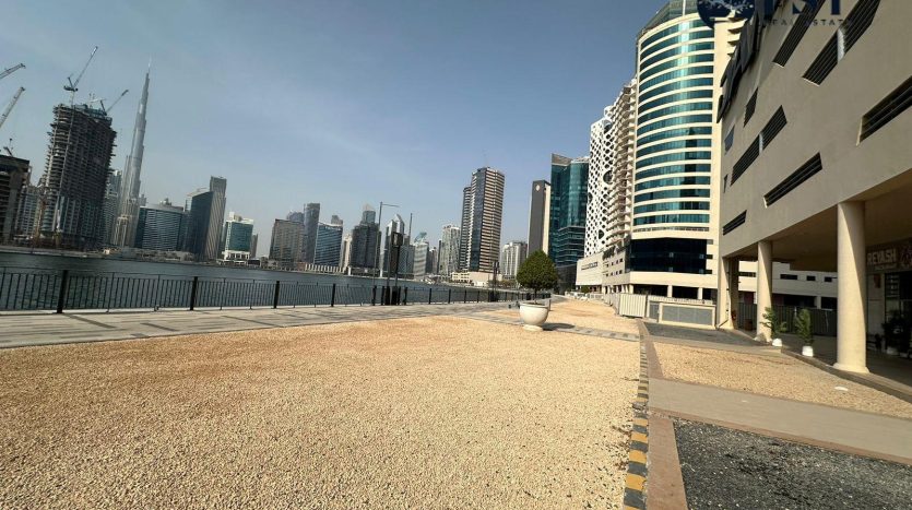 Shop on Business Bay, Dubai, 232.4 m2  | Foto 5