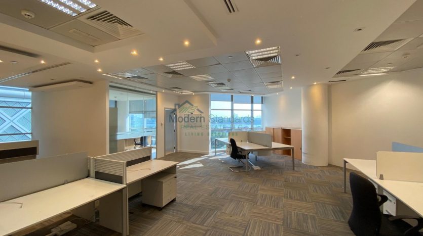 Office on Deira, Dubai, 8000 m2 / per month