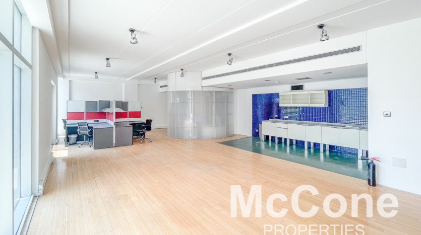 Офис в Dubai Media City, 81.2 м2 / в год