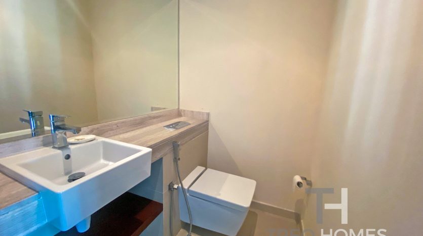 Квартира в The Views, Дубай, 3 спальни, 154 м2 / в год