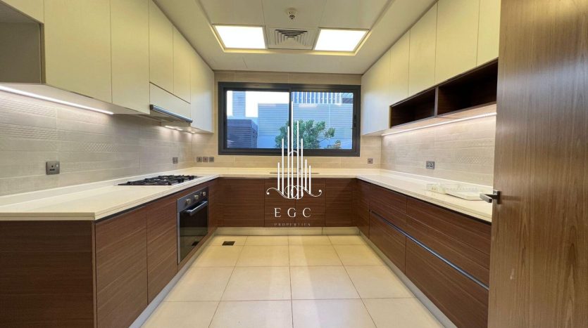 Villa on Yas Island, Abu-Dhabi, 5 bedrooms, 765.5 m2  | Foto 4