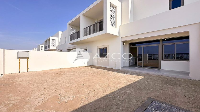 Townhouse on Town Square, Dubai, 3 bedrooms, 204.4 m2 / per year