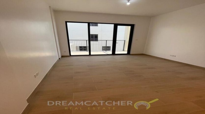 Квартира в Джумейра, Дубай, 2 спальни, 112.04 м2 / в год