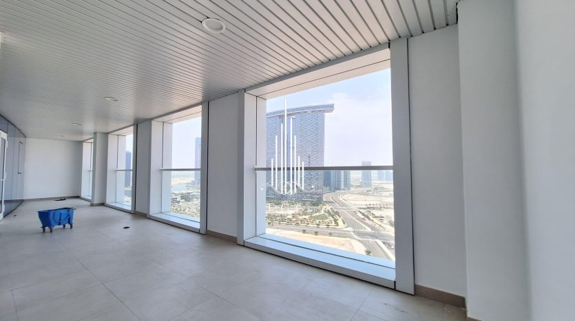 Apartment on Al Reem, Abu-Dhabi, 3 bedrooms, 246.2 m2 / per year