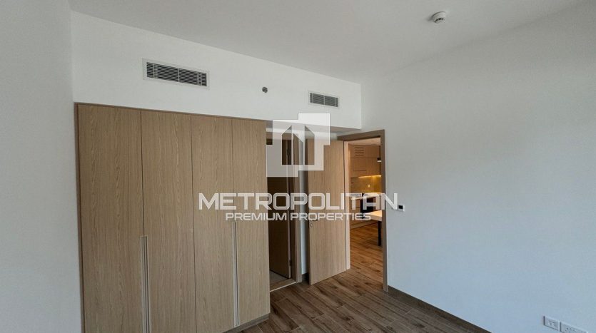 Apartment on Jumeirah Village Circle, Dubai, 2 bedrooms, 130 m2  | Foto 3
