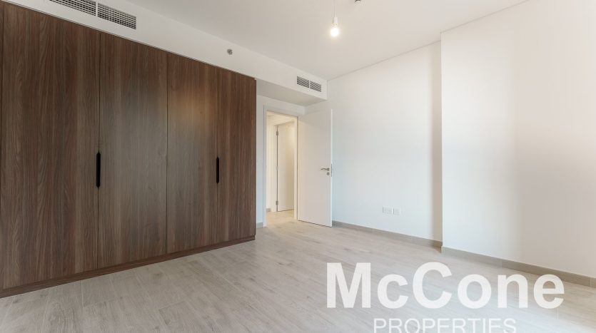 Apartment on Umm Suqeim, Dubai, 2 bedrooms, 120.03 m2 / per year