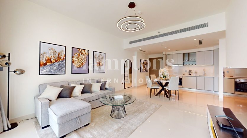 Apartment on Dubai Harbour, Dubai, 1 bedroom, 68.1 m2 / per year