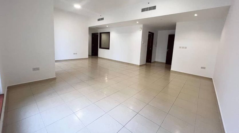 Apartment on Jumeirah Beach Residence, Dubai, 2 bedrooms, 133 m2 / per year