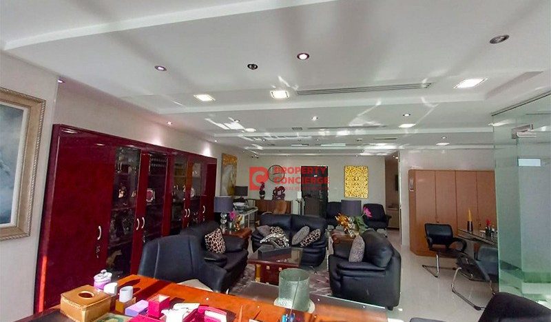 Office on Jumeirah Lake Towers, Dubai, 96 m2 / per month