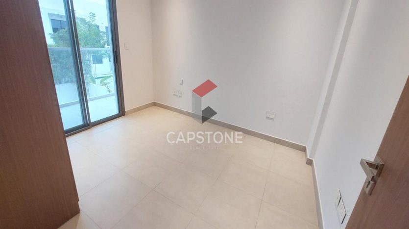 Villa on Yas Island, Abu-Dhabi, 4 bedrooms, 451 m2 / per year