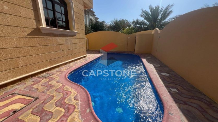 Villa on Shakhbout City, Abu-Dhabi, 5 bedrooms, 418 m2 / per year