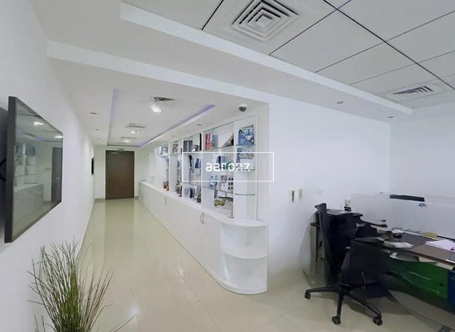 Office on Business Bay, Dubai, 156.1 m2 / per year