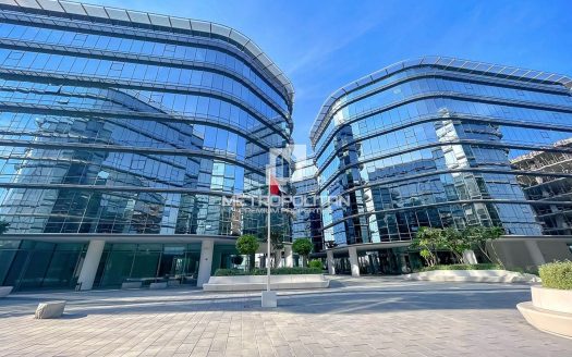 Office on Umm Ramul, Dubai, 399.5 m2 / per year