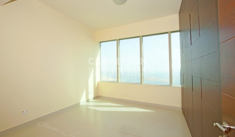 Apartment on Corniche Road, Abu-Dhabi, 2 bedrooms, 122.9 m2 / per year