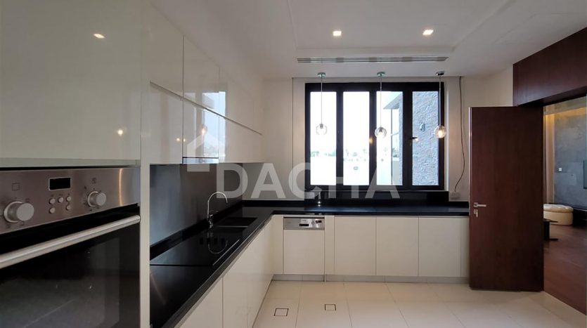 Вилла в DAMAC Hills (Akoya by DAMAC), Дубай, 5 спален, 310.2 м2 / в год
