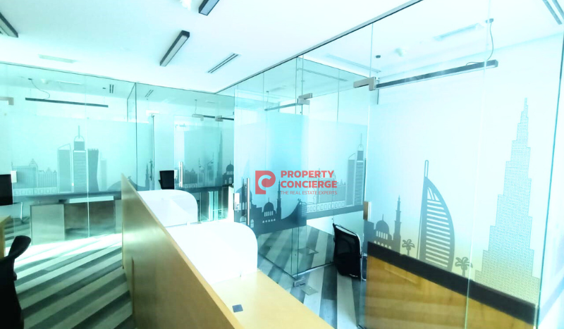 Office on Business Bay, Dubai, 87 m2 / per month