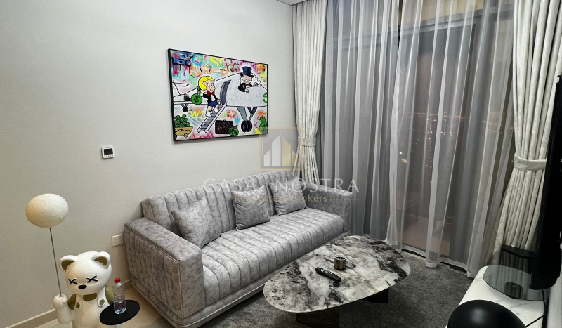 Apartment on Business Bay, Dubai, 1 bedroom, 52.6 m2 / per year
