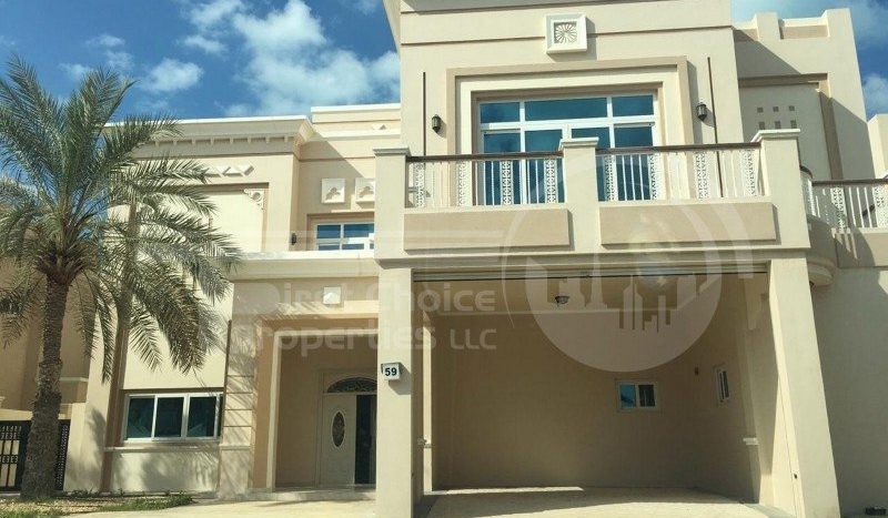 Вилла в Corniche Road, Абу-Даби, 4 спальни, 511 м2 / в год
