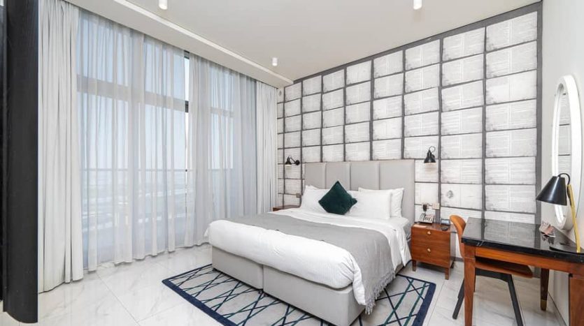 Apartment on Business Bay, Dubai, 1 bedroom, 88 m2 / per year