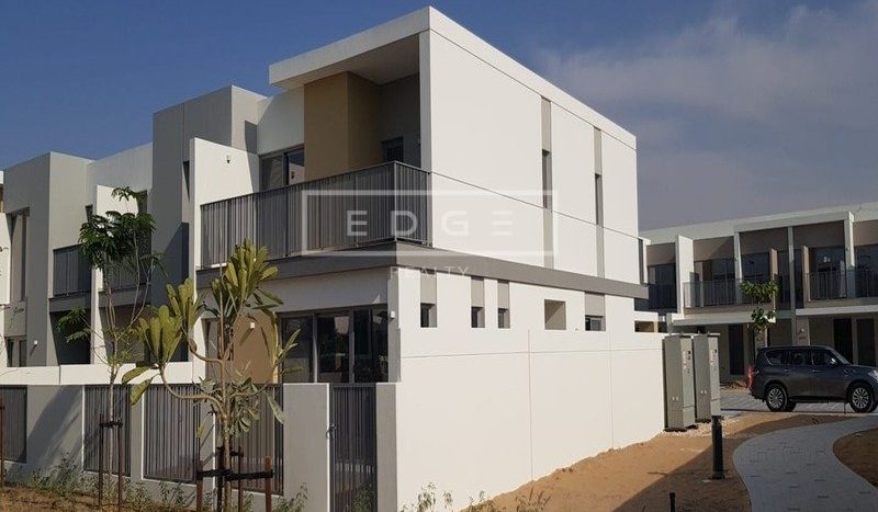 Вилла в Tilal Al Ghaf, Дубай, 4 спальни, 207.8 м2 / в год
