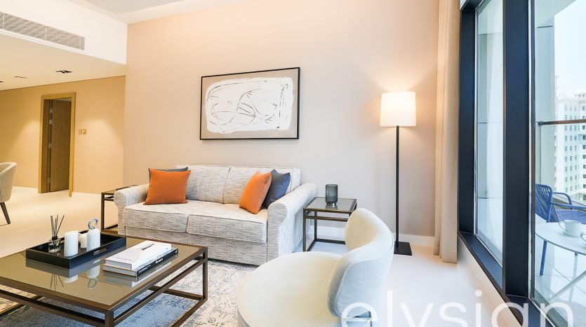 Apartment on Palm Jumeirah, Dubai, 1 bedroom, 87 m2 / per year