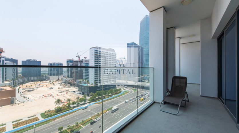 Apartment on Business Bay, Dubai, 2 bedrooms, 124.4 m2 / per year