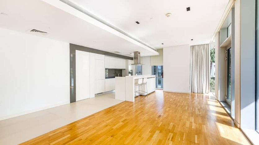 Квартира в Bluewaters, Дубай, 2 спальни, 139 м2 / в год