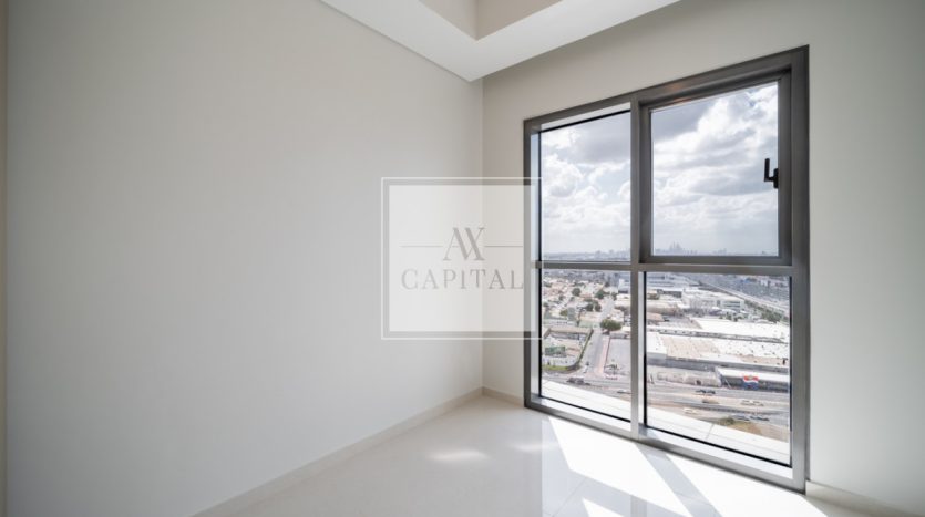 Apartment on Business Bay, Dubai, 2 bedrooms, 75.2 m2 / per year