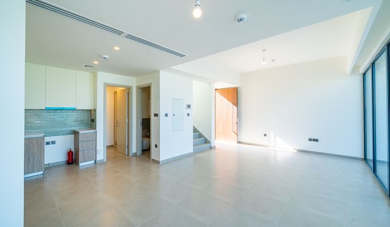 Townhouse on The Valley, Dubai, 3 bedrooms, 182.1 m2 / per year