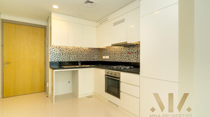 Apartment on Business Bay, Dubai, 2 bedrooms, 74.2 m2 / per year