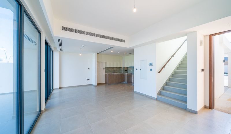 Townhouse on The Valley, Dubai, 3 bedrooms, 182.1 m2 / per year