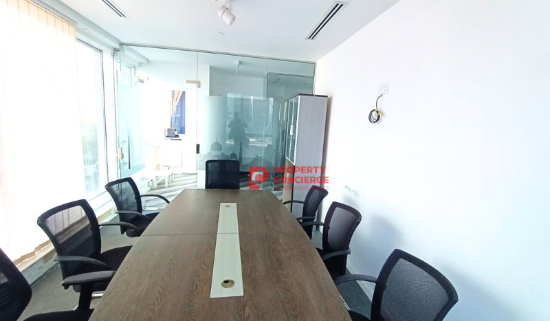 Office on Business Bay, Dubai, 87 m2 / per month